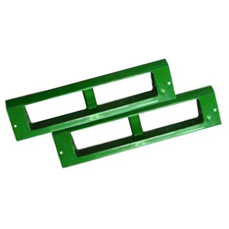 Paire de support de phare réf. l102378 + l101854 John Deere Paire de support de phare réf. l102378 + l101854 John Deere