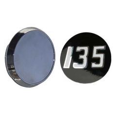 Badge 135 original avec autocollant pour MASSEY FERGUSON Badge 135 original avec autocollant pour MASSEY FERGUSON