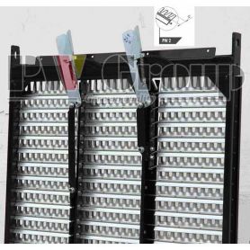 GRILLE SUPÉRIEUR CÉRÉALES NEW HOLLAND RÉF 87109830