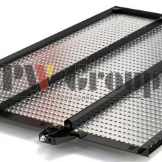 Grille inférieure réf. AZ100698 pour JOHN DEERE Grille inférieure réf. AZ100698 pour JOHN DEERE