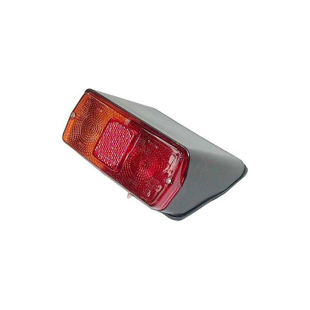 Feux combinés arrières gauches réf. 83952161 - Ford New Holland
