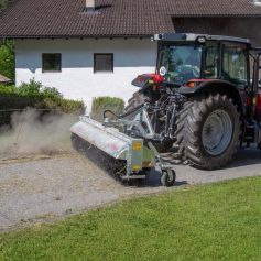 Balayeuse rotative Type 700 2300MM FLIEGL Balayeuse rotative Type 700 2300MM FLIEGL