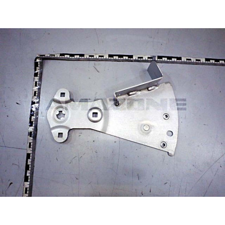 Trappe de fermeture gauche ZAM easy Réf. 105033 - AMAZONE Trappe de fermeture gauche ZAM easy Réf. 105033 - AMAZONE