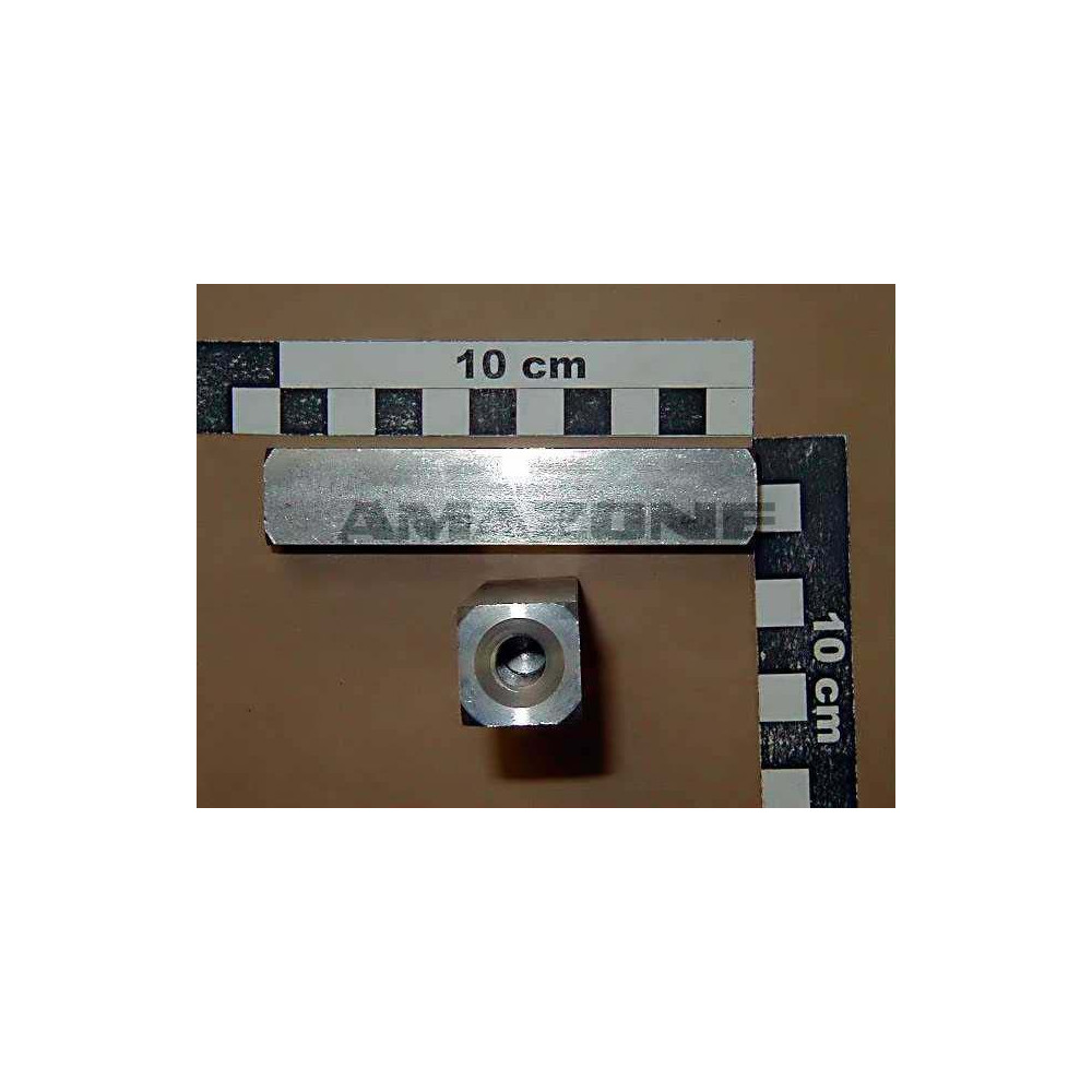 Ecrou carre 1983110 Amazone