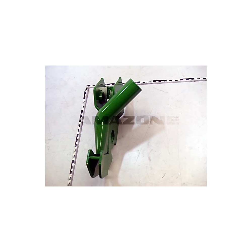 Support gauche pointe de soc 211008 Amazone