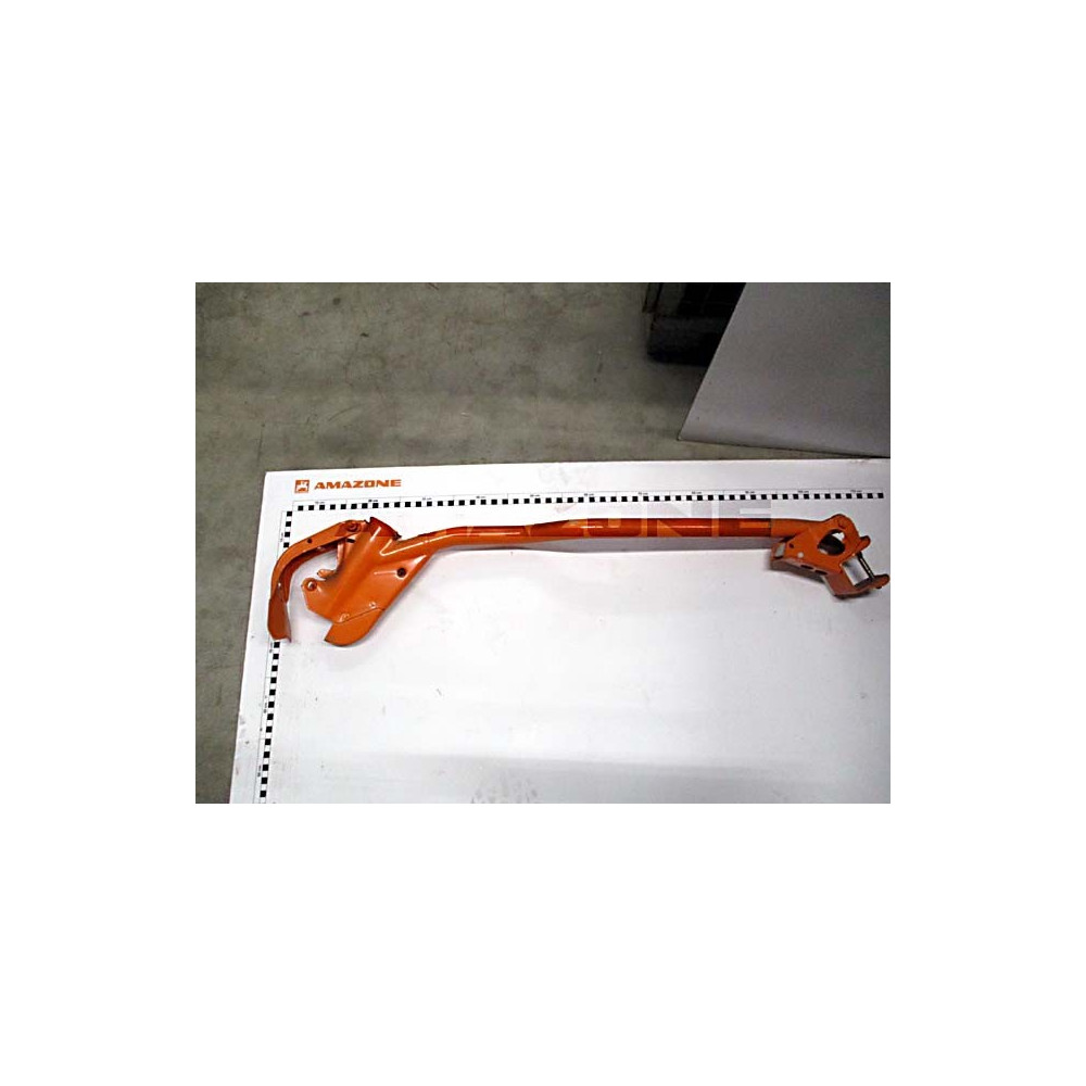 Support de soc courbe long gauche 3865300 Amazone