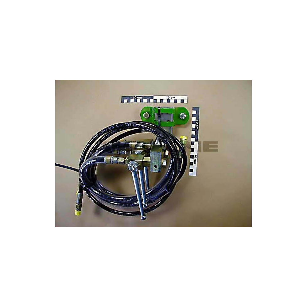 Repartiteur hyd. 3 voies 922320 Amazone