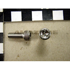 Vis 06X 16 4762 A2-70 DA778 Amazone