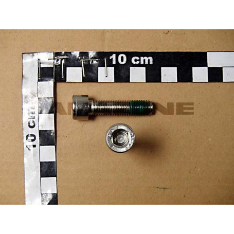 Vis 10X 40 A4-80 ZAM Réf. DA910 - AMAZONE Vis 10X 40 A4-80 ZAM Réf. DA910 - AMAZONE