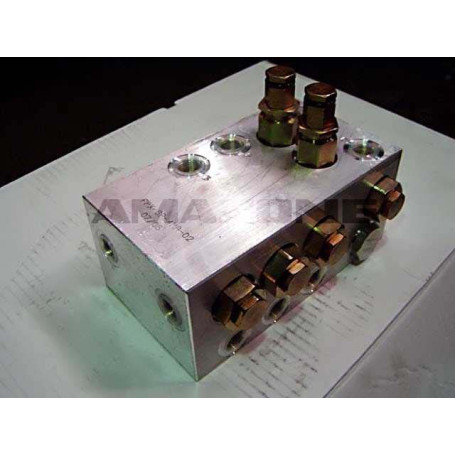BLOC HYDRAULIQUE CATROS 5500-7500 Réf. GD329 AMAZONE BLOC HYDRAULIQUE CATROS 5500-7500 Réf. GD329 AMAZONE