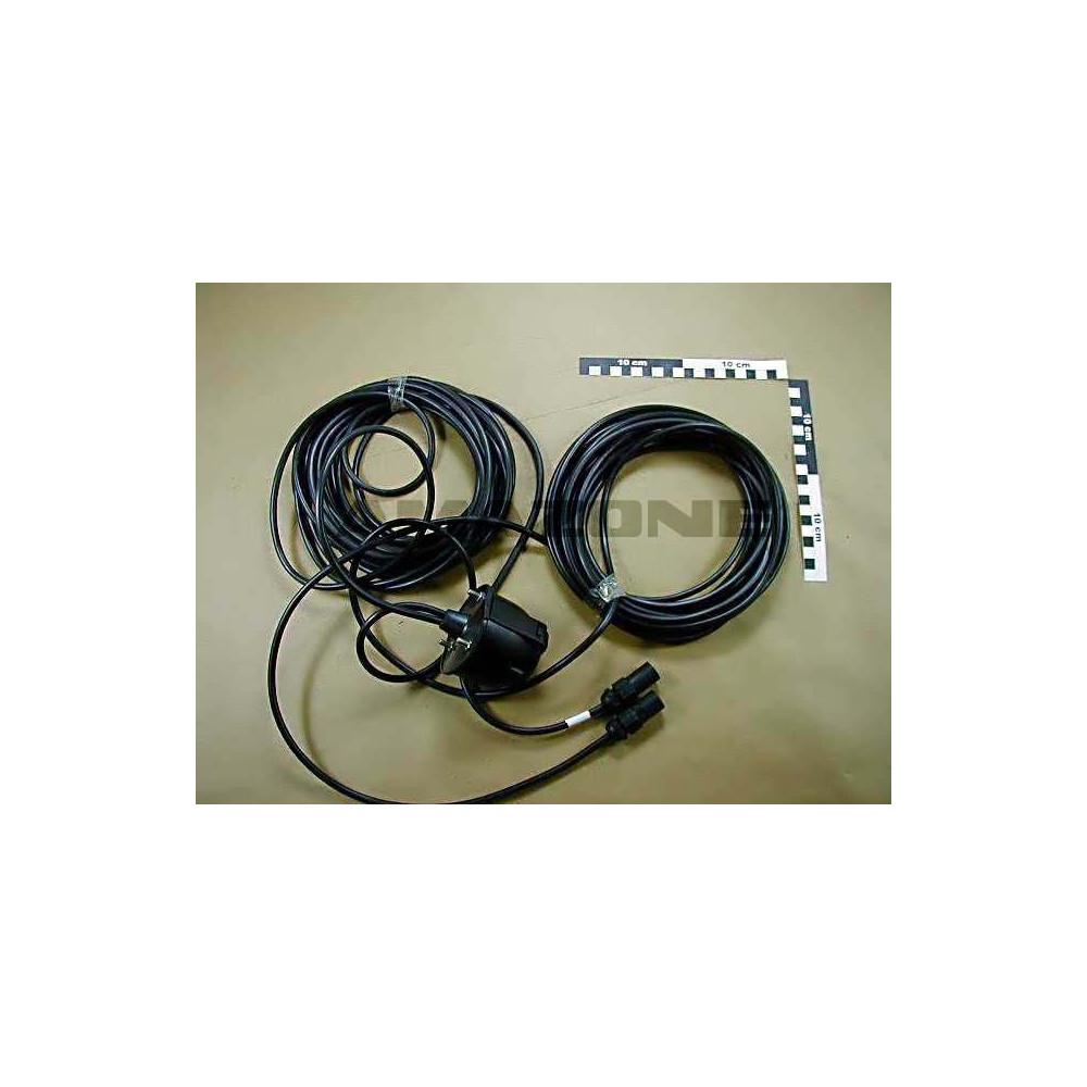Prise avec cable NC278 Amazone