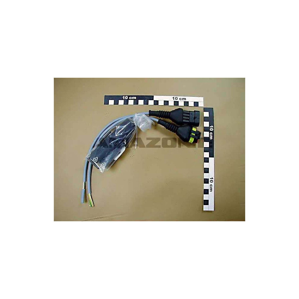Jeu de prises AMP 4 broches NF082 Amazone