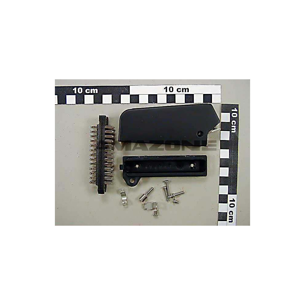 Prise 39 poles amados F/M NF084 Amazone