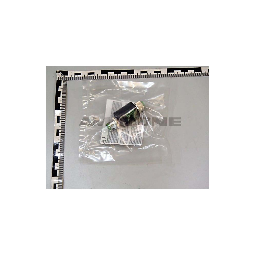 Prise electrique d'electrovane NM064 Amazone