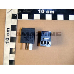 Relais 12V 20/30 A Réf. NM055 - AMAZONE Relais 12V 20/30 A Réf. NM055 - AMAZONE
